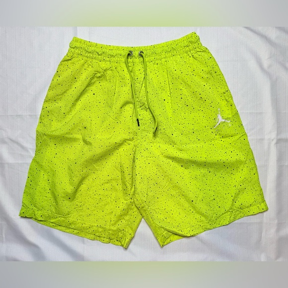Nike Air Jordan Jumpman Cement Poolside Shorts Men’s Volt/Black - XL - Picture 4 of 11